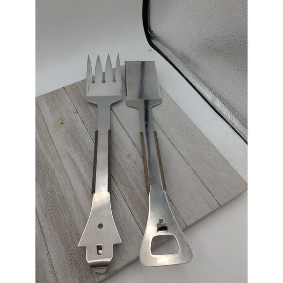 Set of 2 Vintage Vernco BBQ Utensils Fork/Can Opener Spatula/Bottle Opener Tongs - Picture 5 of 10